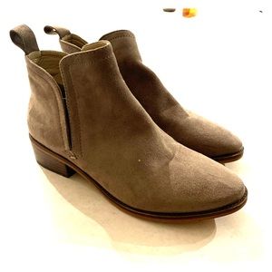 Steve Madden size 38